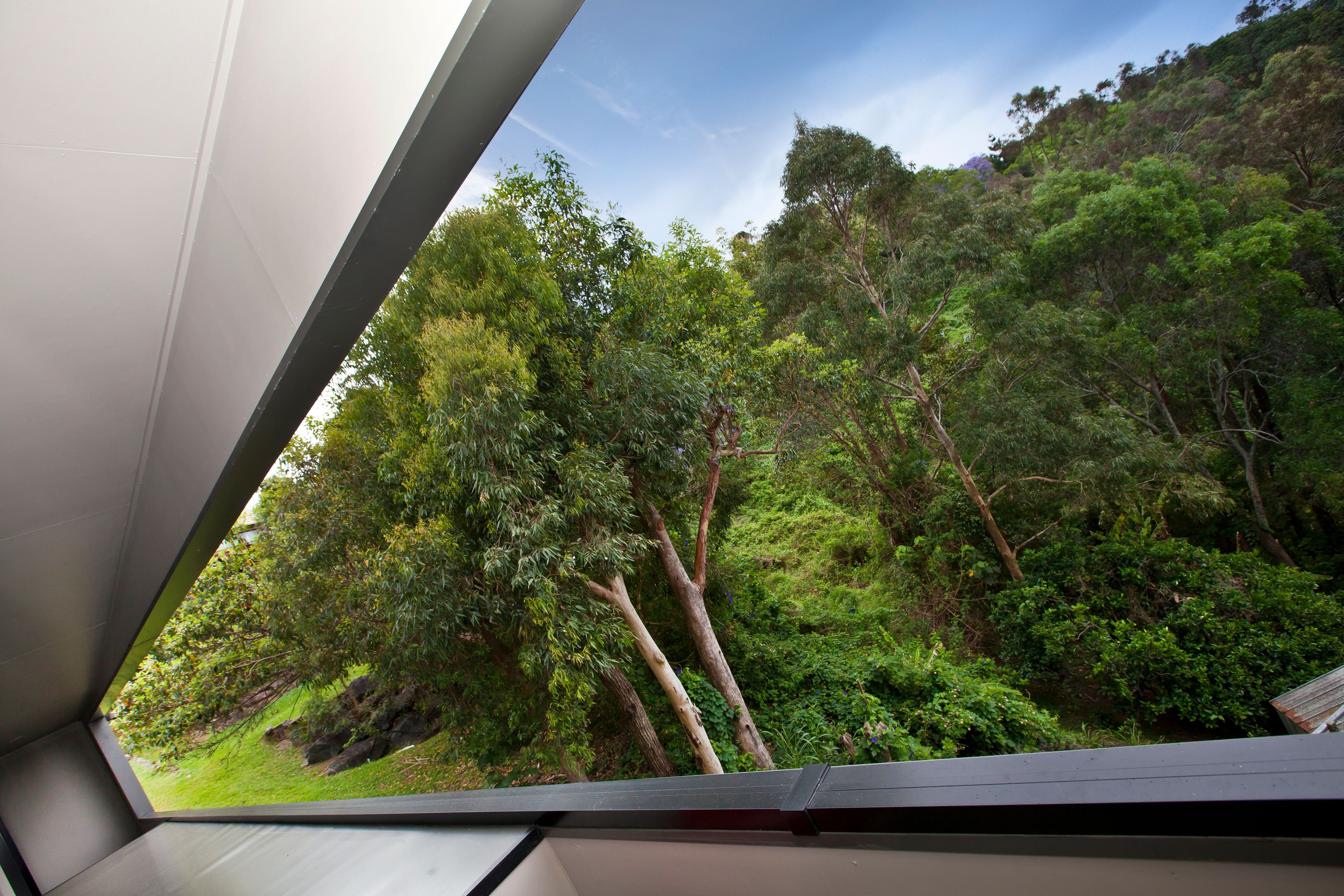 Lower Beechmont Image -5bfb61b68310f