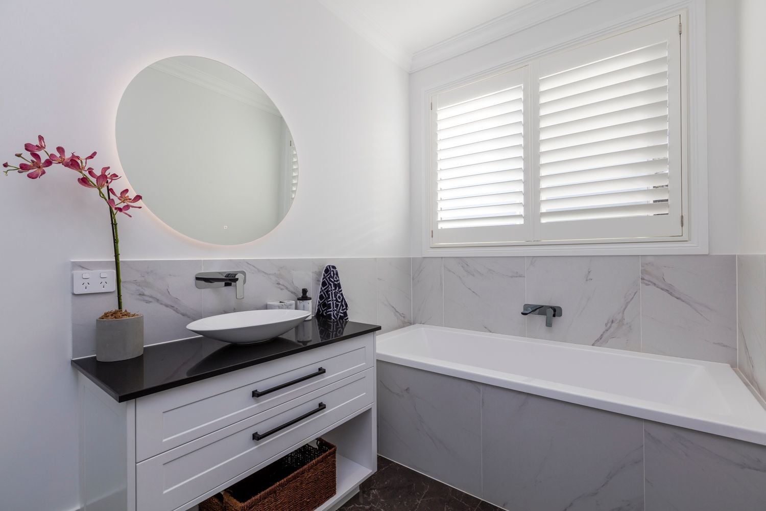 Tamborine Mountain Image -5cca9af5ba77f