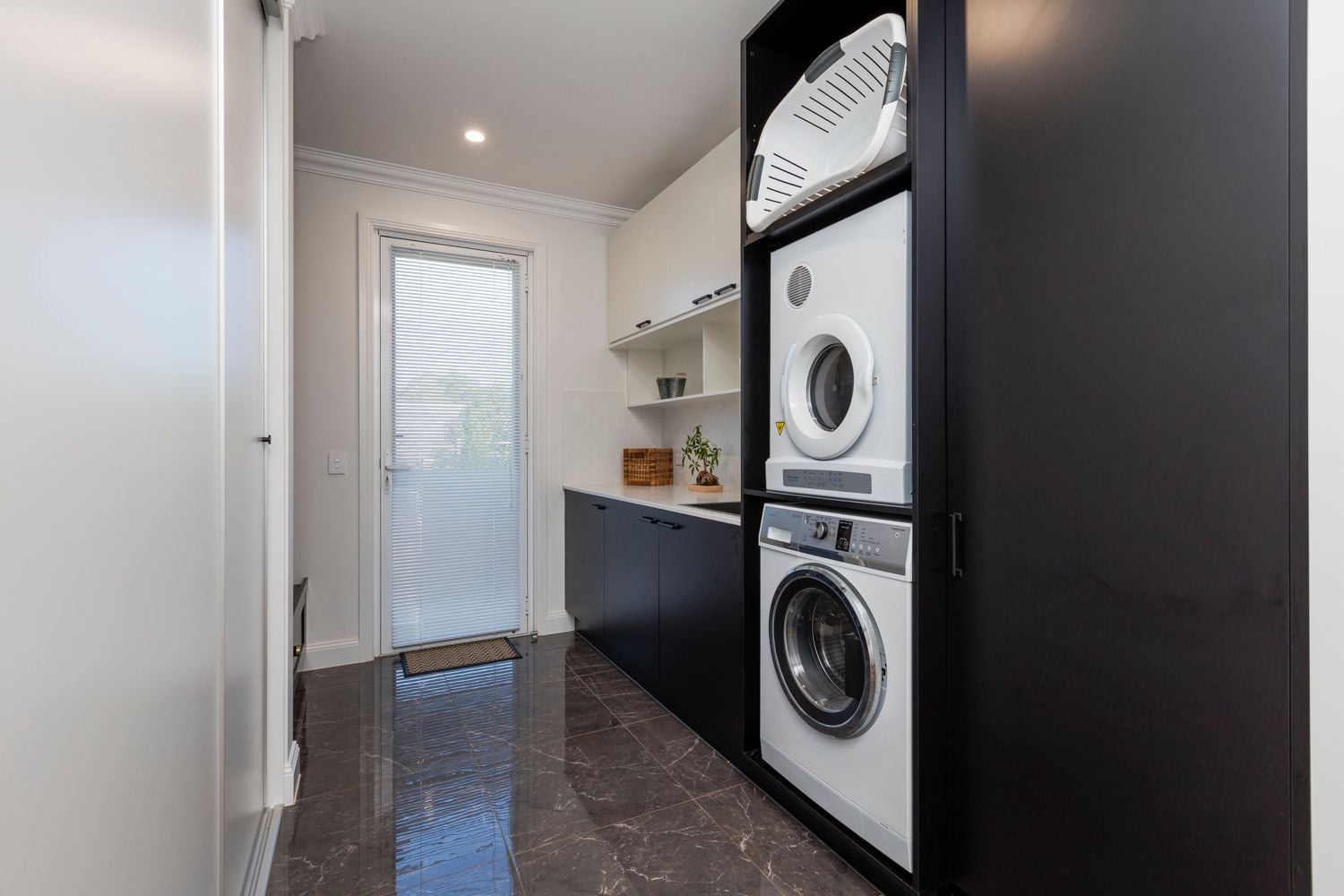 Tamborine Mountain Image -5cca9af614751