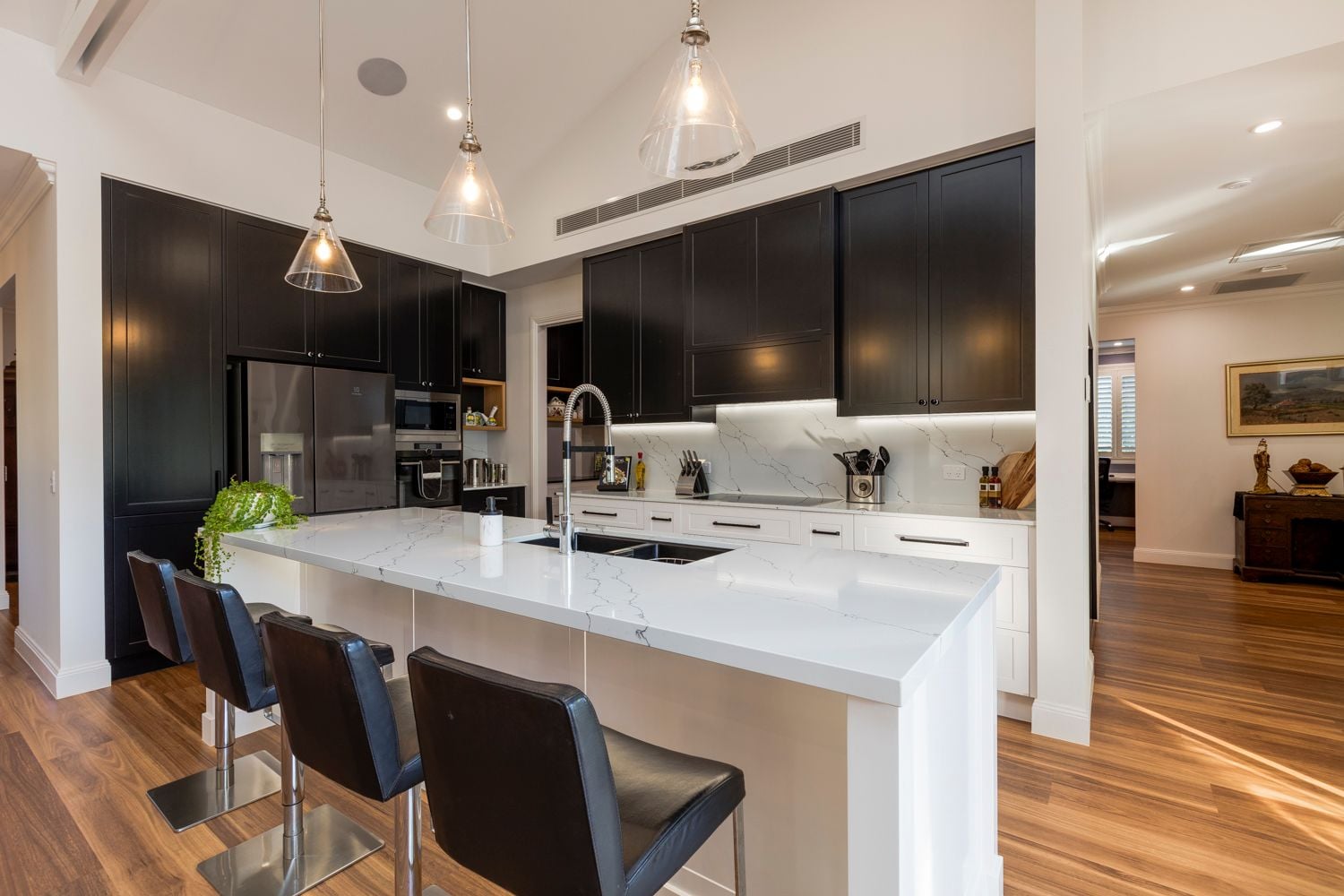 Tamborine Mountain Image -5cca9c9105747