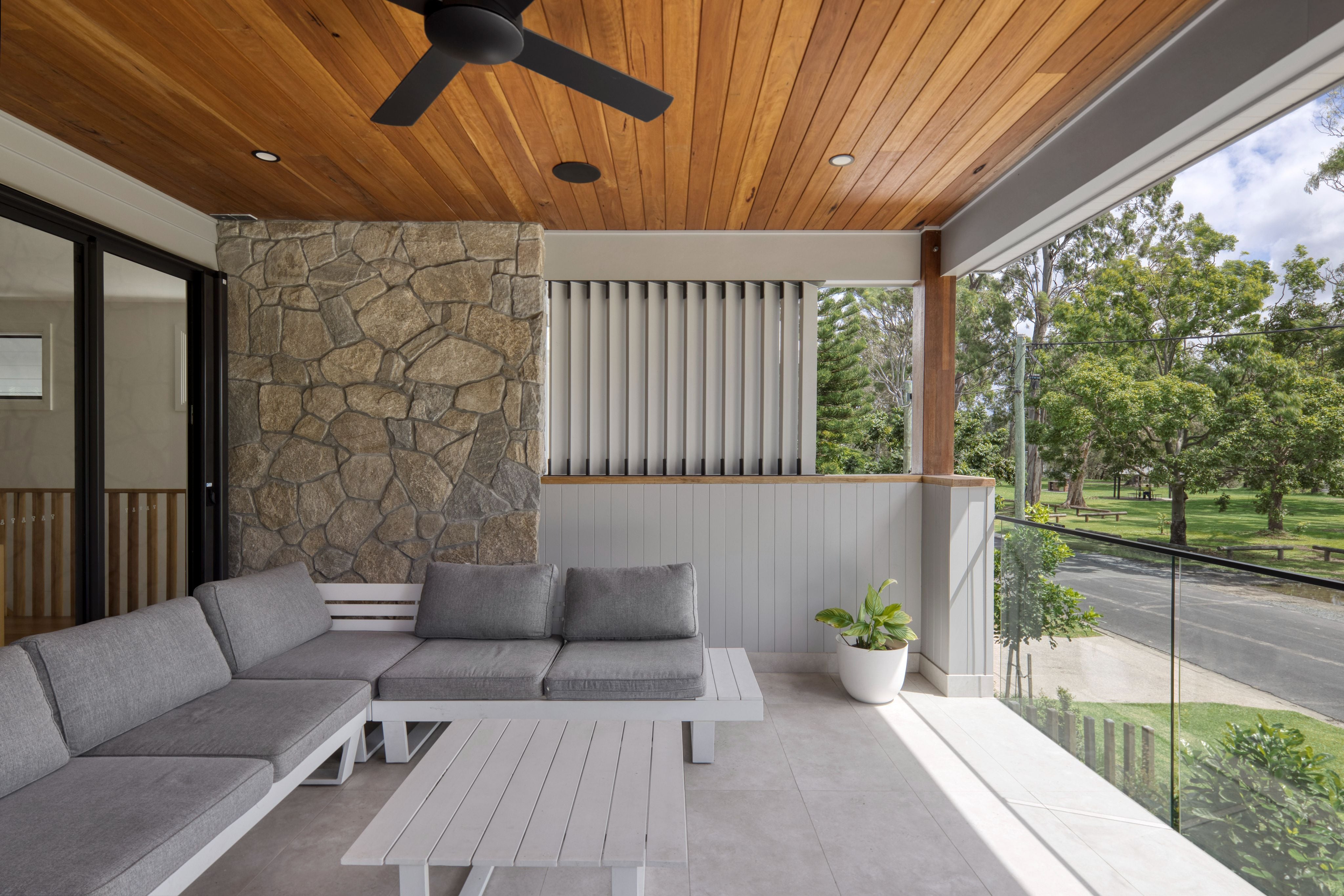 The Estuary | Currumbin Waters Image -624a743fe3bff