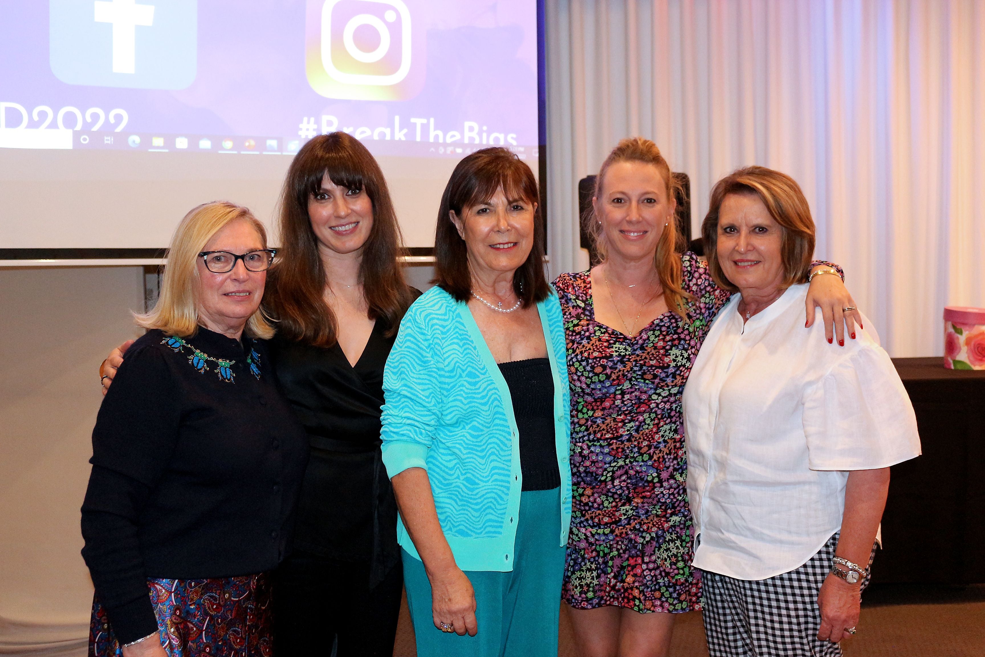 International Womens Day 2022 Image -62302006bdfd2