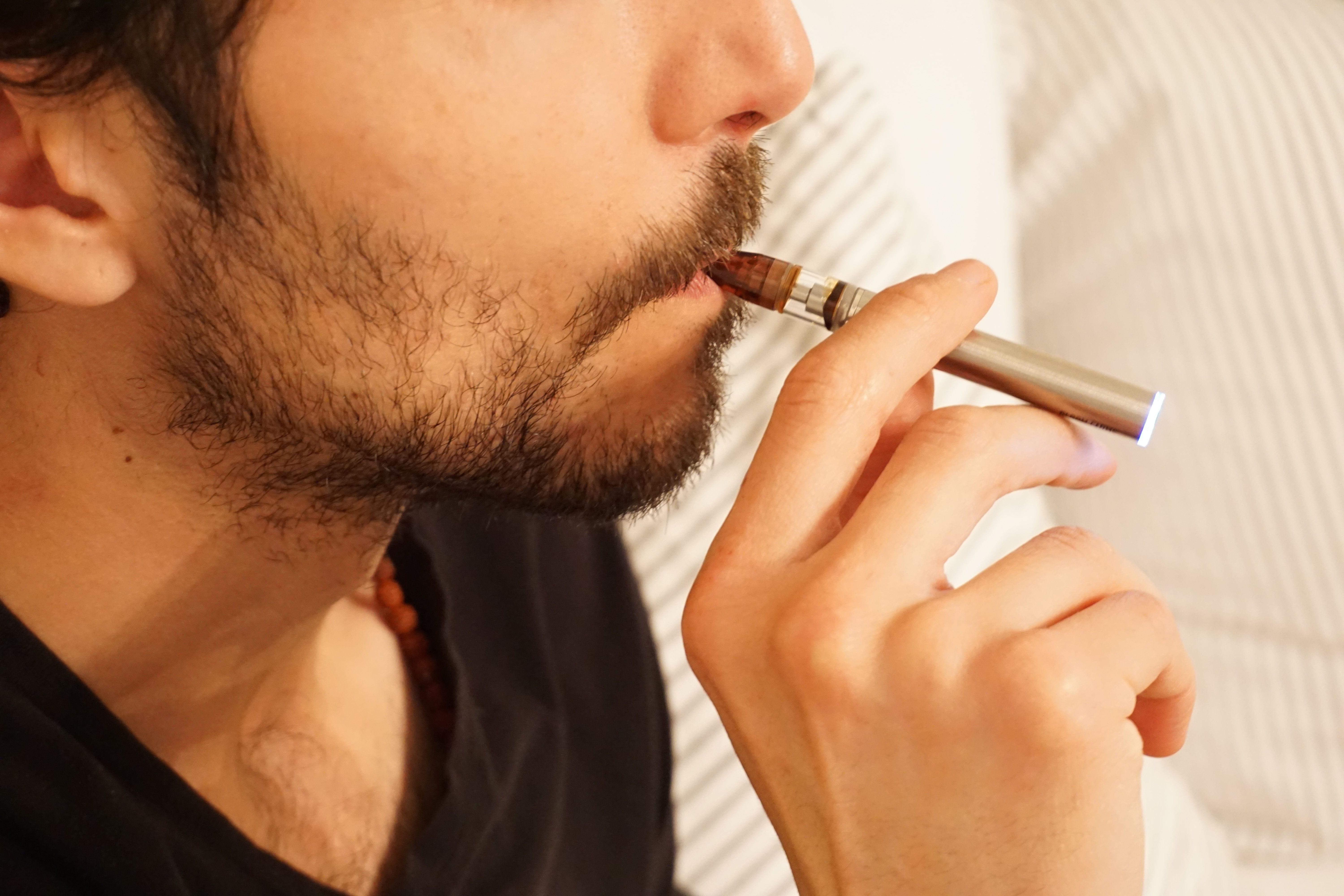 Vaping negatively affects heart health and cancer