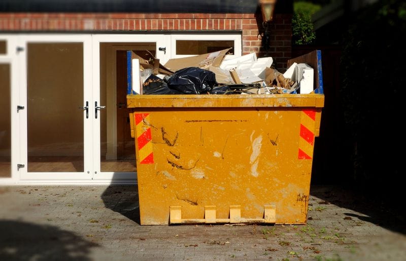 Garbage Bin Rentals in Toronto: 3 Things to Consider