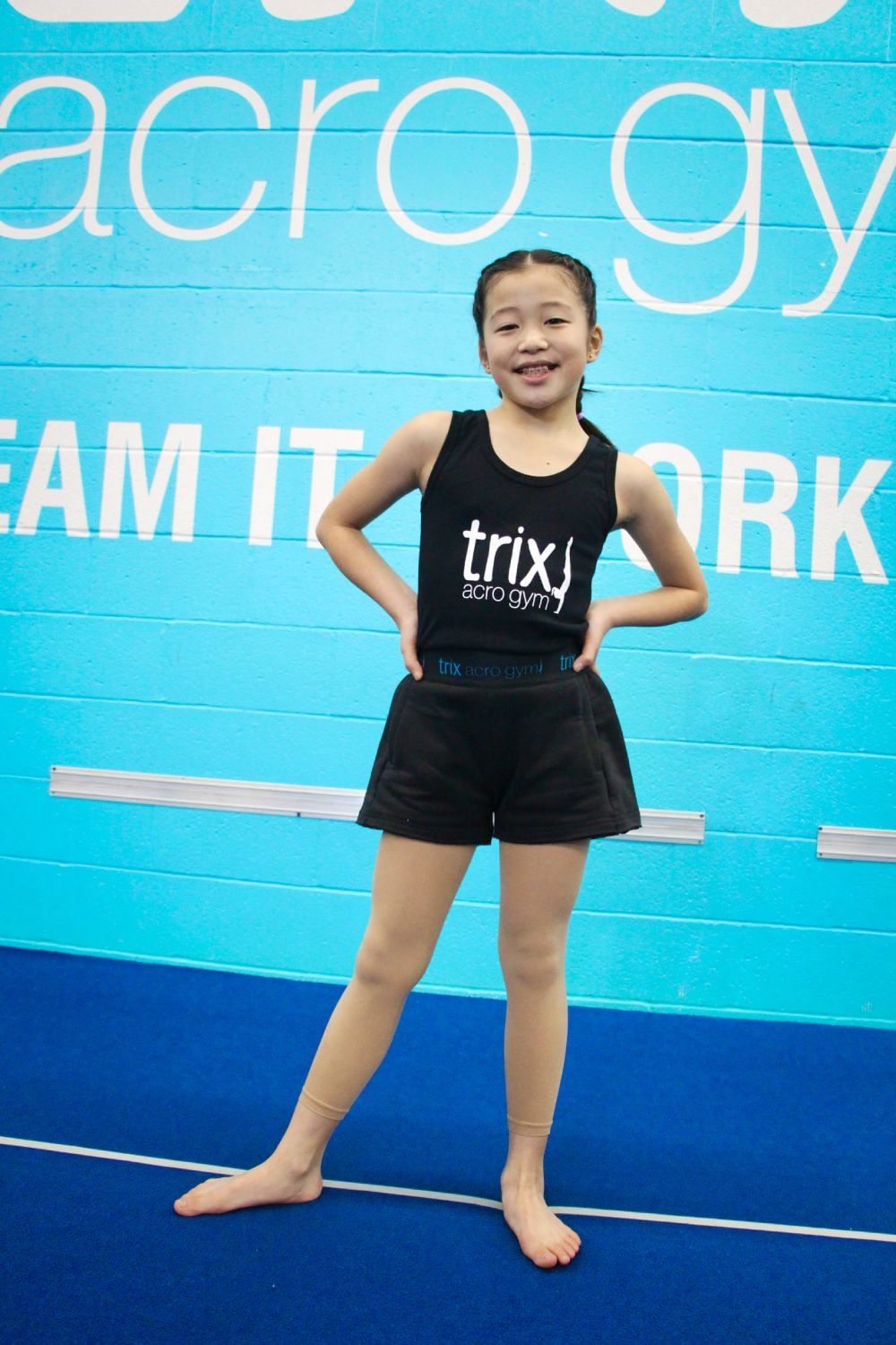 Trix Apparel Image -65d8d23f82921