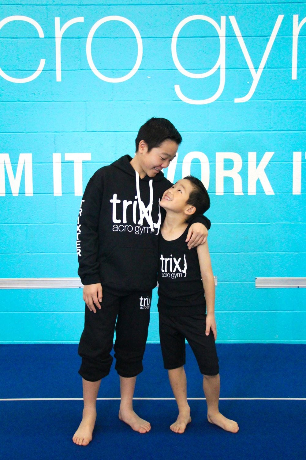 Trix Apparel Image -65d8d2414c08d