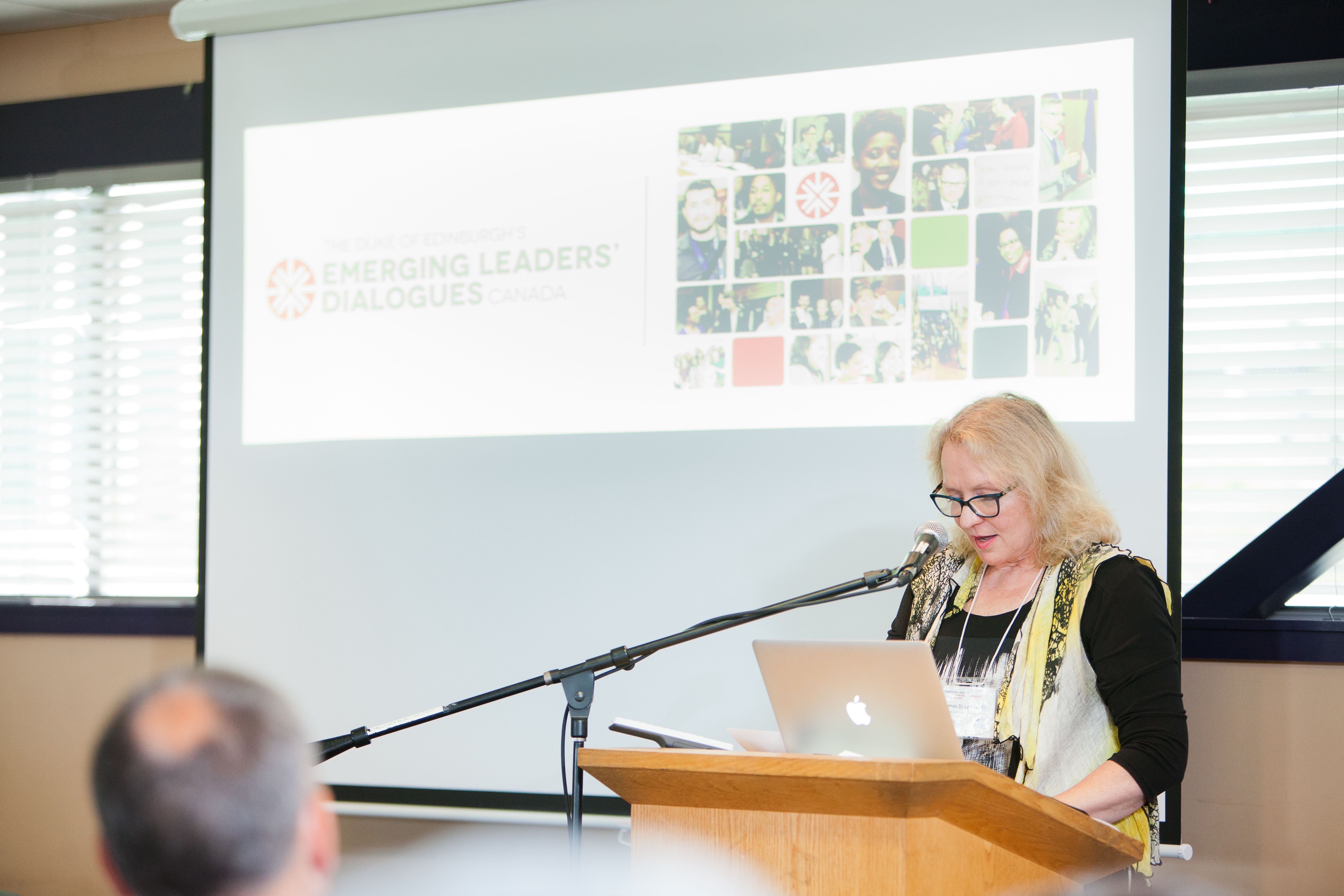 ELSCD 2018 - Orientation Image -5ba13f52418c7