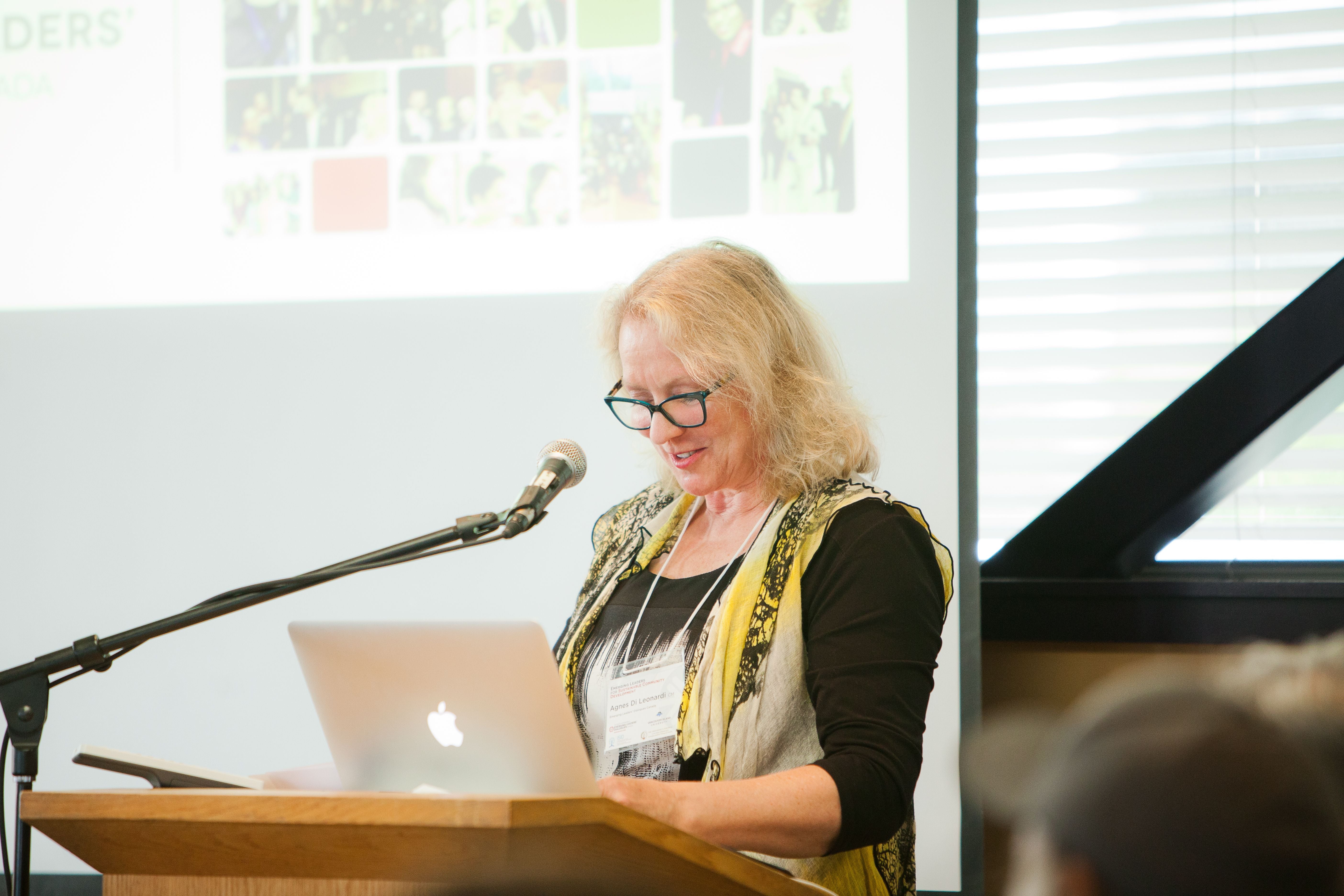 ELSCD 2018 - Orientation Image -5ba13f5916828