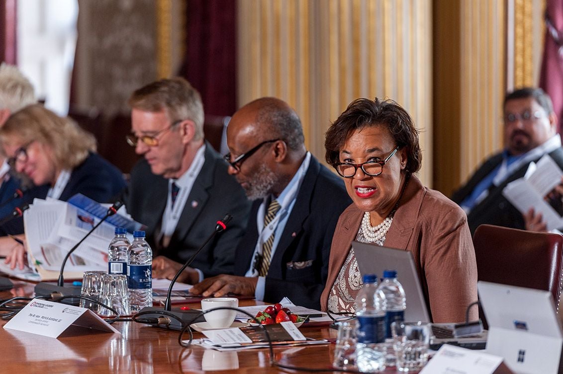 Leadership Forum 2018 Image -5bb519771f876