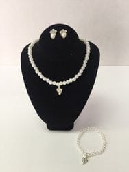 Flower necklace,earring and bracelet set.