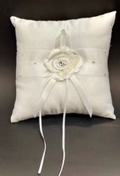Ivory Ring Pillow with diamonds
