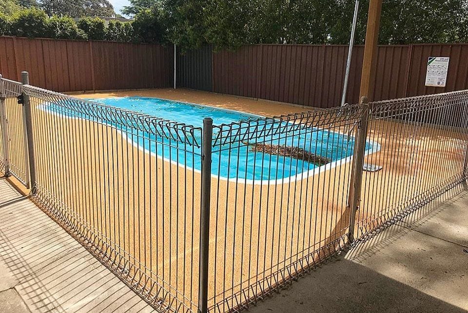 Northmead Pool Surround, Private Residence by Synthatech Image -5bfde244e6a8c