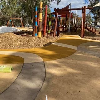 Avon Park - Perth Playground and Rubber Image -5ec723794bd26