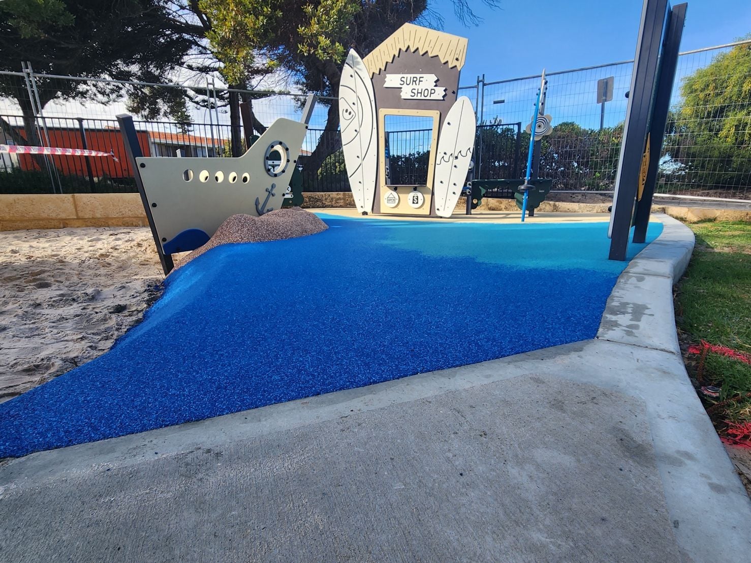Shipwreck - City of Rockingham - Perth Playground and Rubber Image -6482b25c8191b