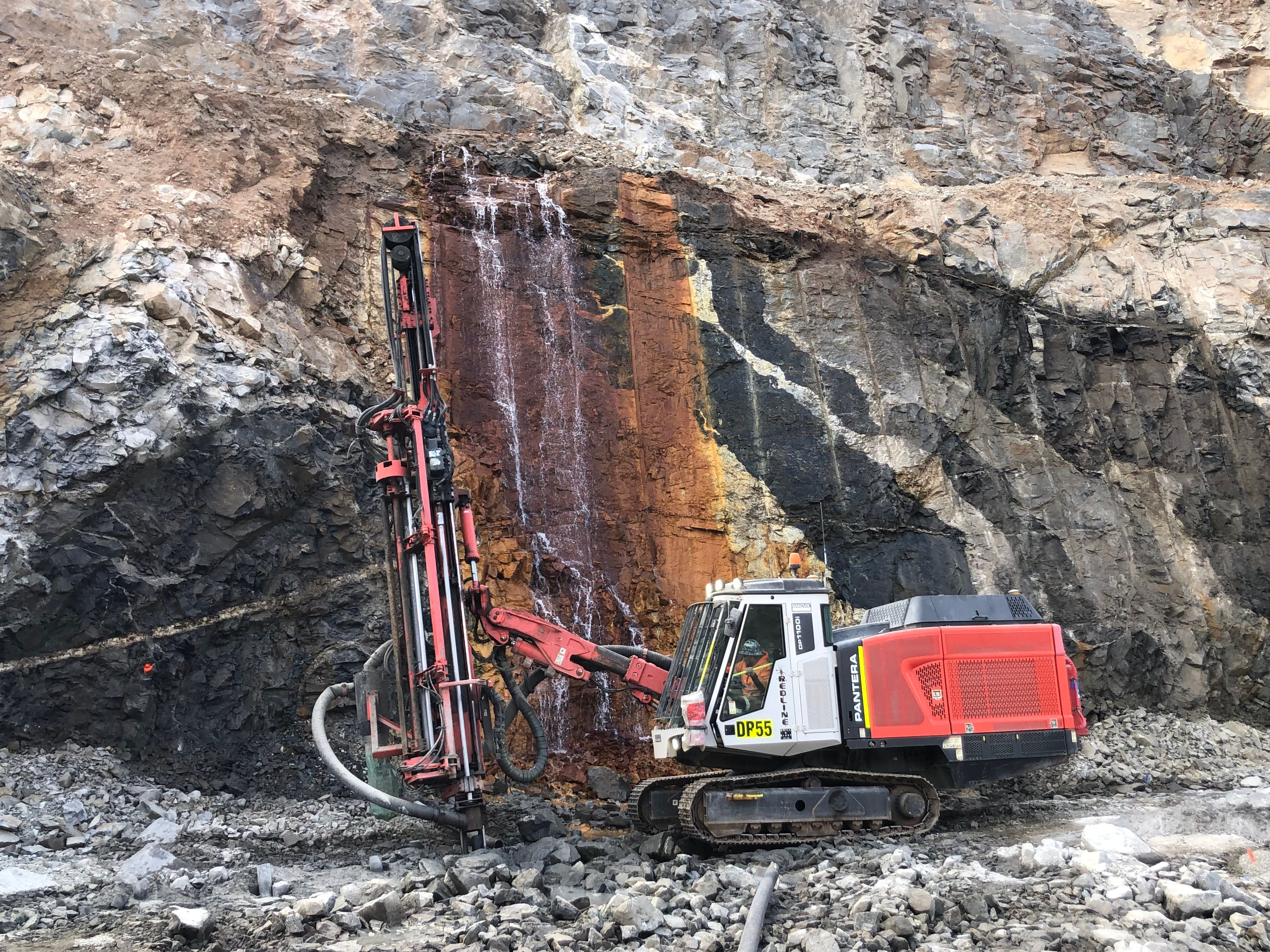 Redline Gallery Image -63e1b8c033d8c