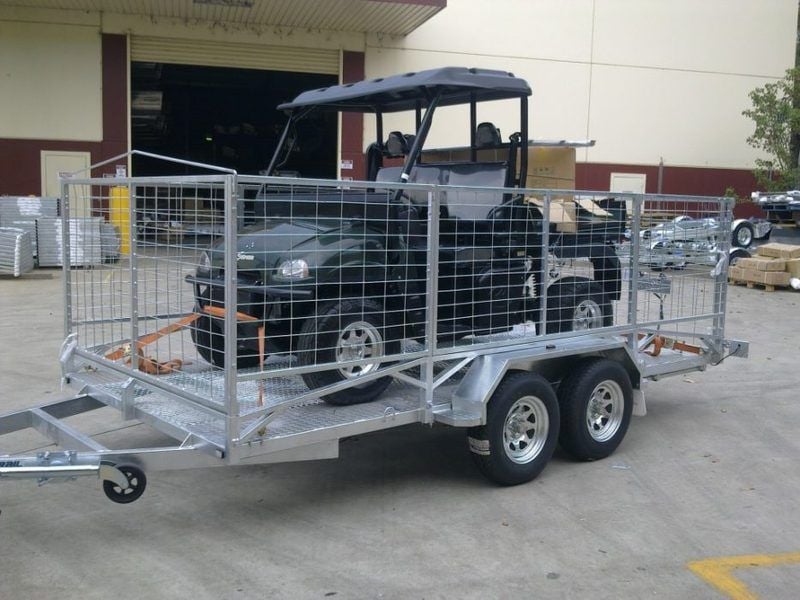 TANDEM BRAKED CAR TRAILER TANDEM BRAKED CAR TRAILER