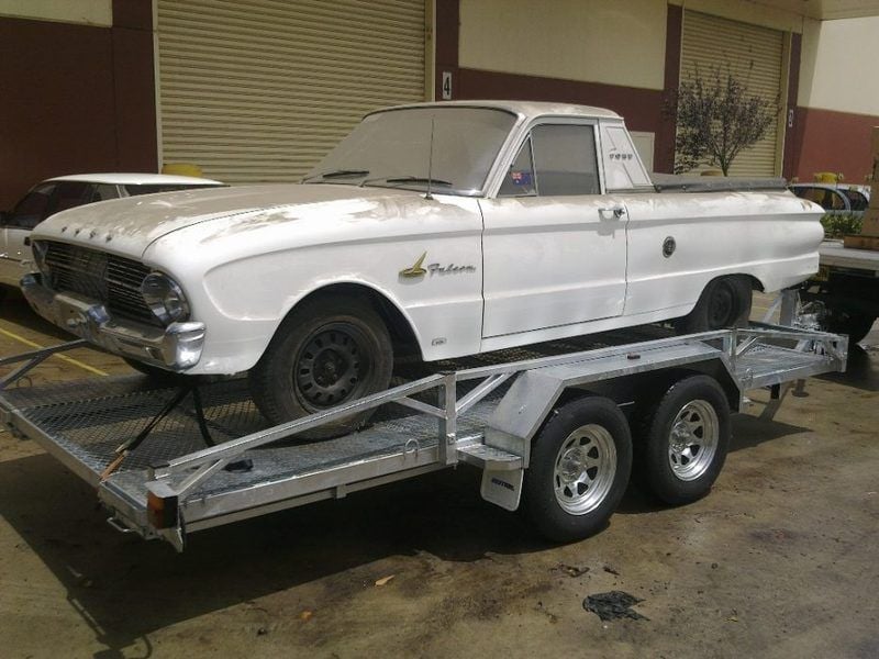 TANDEM BRAKED CAR TRAILER TANDEM BRAKED CAR TRAILER