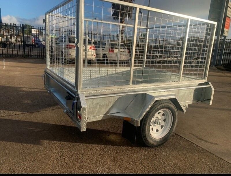 BOX 7 X 4 + CAGE BOX 7 X 4 + CAGE