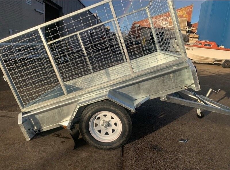 BOX 7 X 4 + CAGE BOX 7 X 4 + CAGE