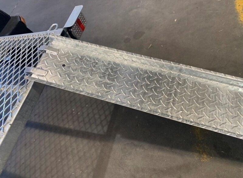 MULTI PURPOSE TRAILER MULTI PURPOSE TRAILER