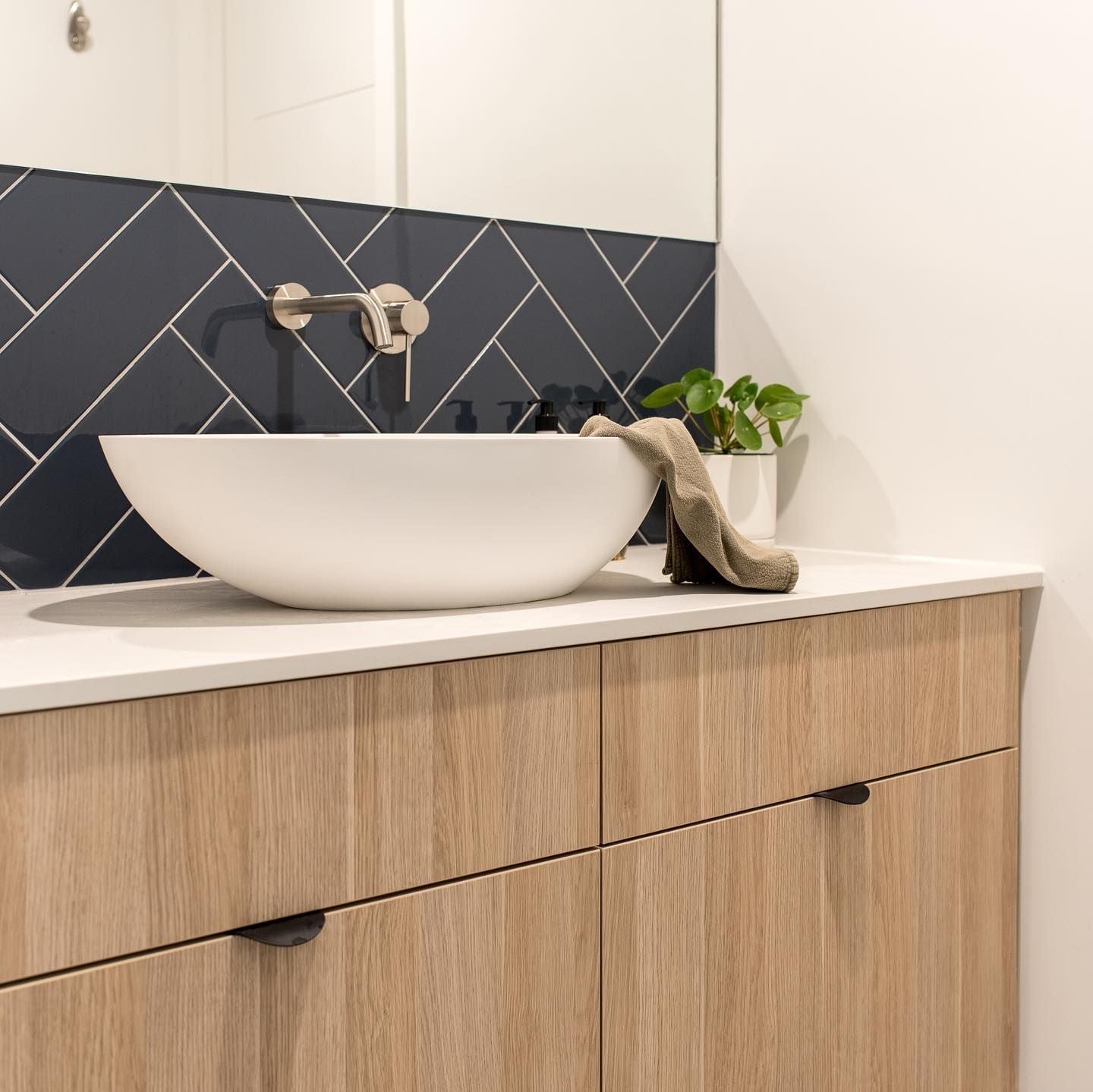 Vanities Image -650f5b32b9c74