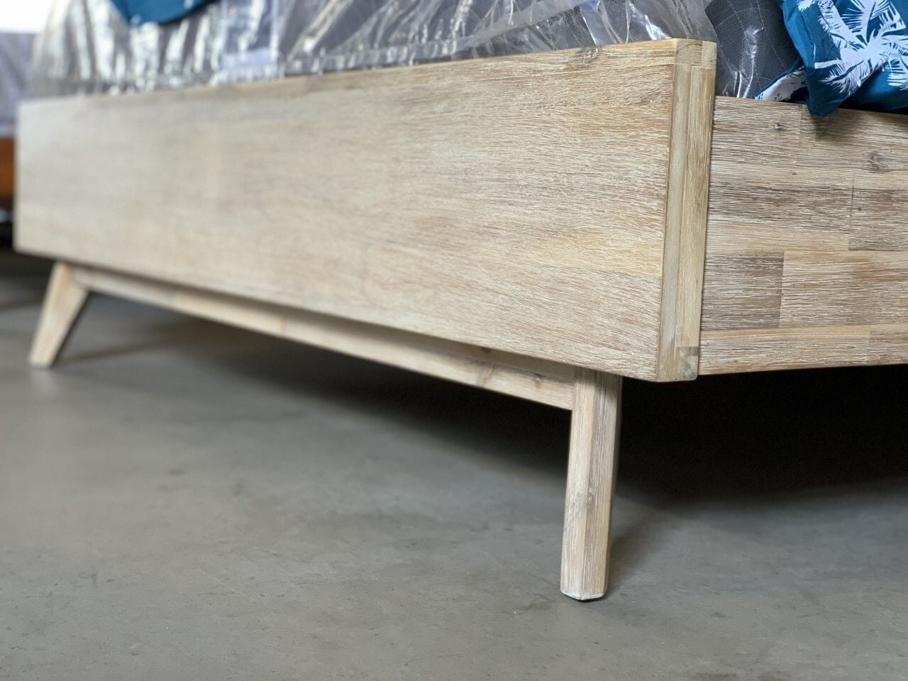 Marlo King Bed Related Marlo King Bed Related