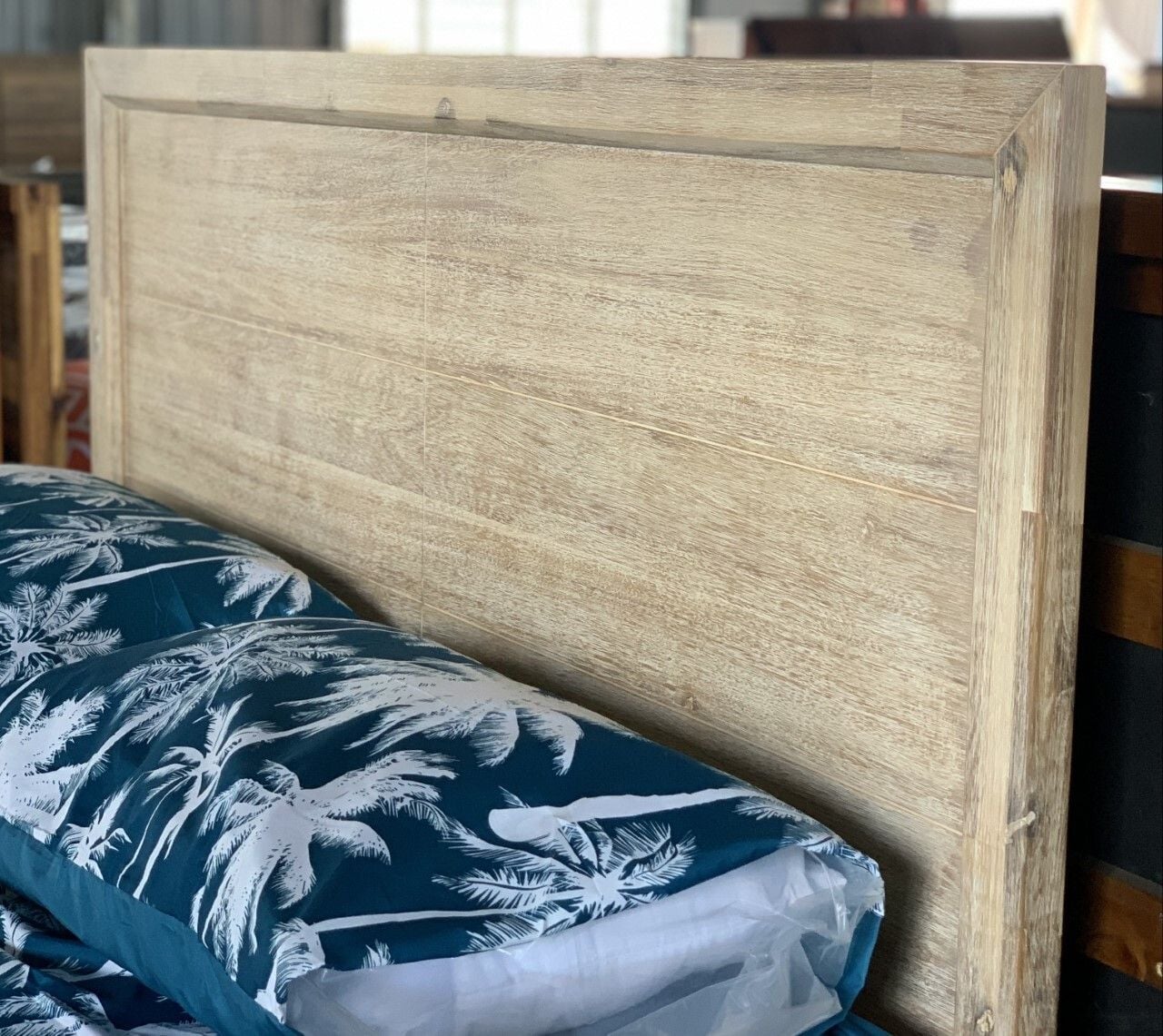 Marlo King Bed Related Marlo King Bed Related