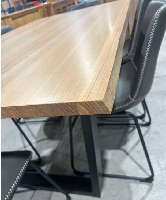 Valhalla/Martini 7 Piece Dining Suite Related Valhalla/Martini 7 Piece Dining Suite Related