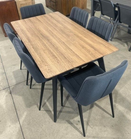 Reyes/Desi 7 Piece Dining Suite Related Reyes/Desi 7 Piece Dining Suite Related