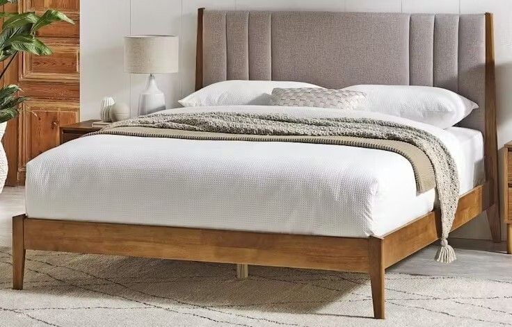 Roland King Bed