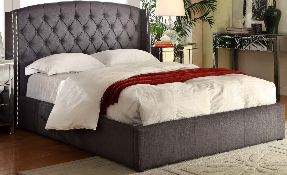 Hampton King Bed Related