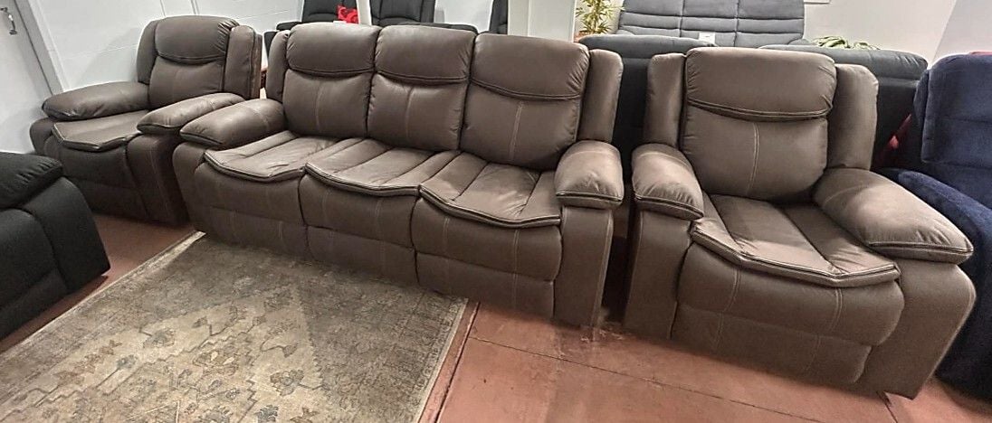 Essex 3 Seater Reclining Lounge Suite