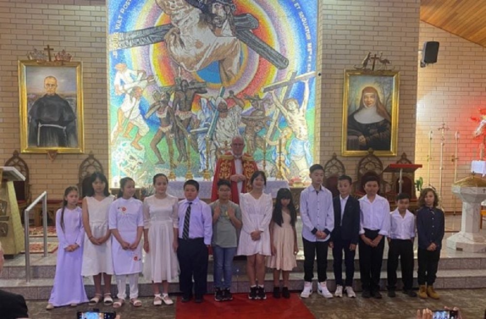 Confirmation 2023 Image -65150e323d6fe