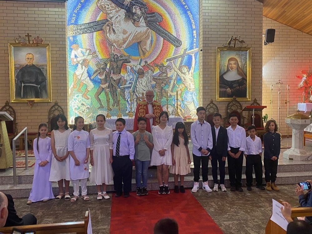 Confirmation 2023 Image -65150e3328d62