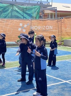 R/1 Footsteps Image -65498062ee121