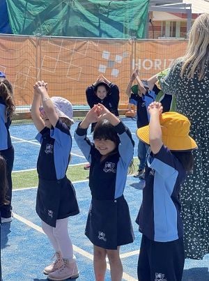 R/1 Footsteps Image -65498063837fe