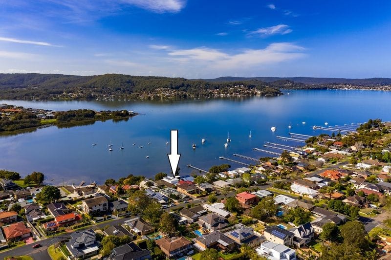 Absolute Waterfront & A Brand New Build 125b Albany Street, Point Frederick