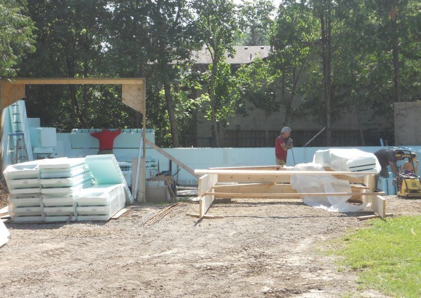 Green Roof Garage (ICF) - Richmond Hill Image -5d24e7e1f1c3b