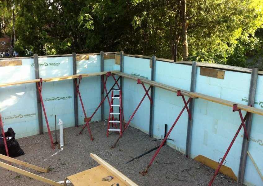 Green Roof Garage (ICF) - Richmond Hill Image -5d24e820cf92c