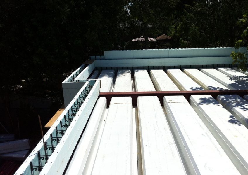 Green Roof Garage (ICF) - Richmond Hill Image -5d24e84edf76f