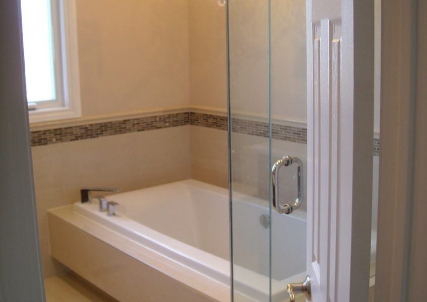 Bathroom Renovation - Thornhill Image -5d24eaff206ad