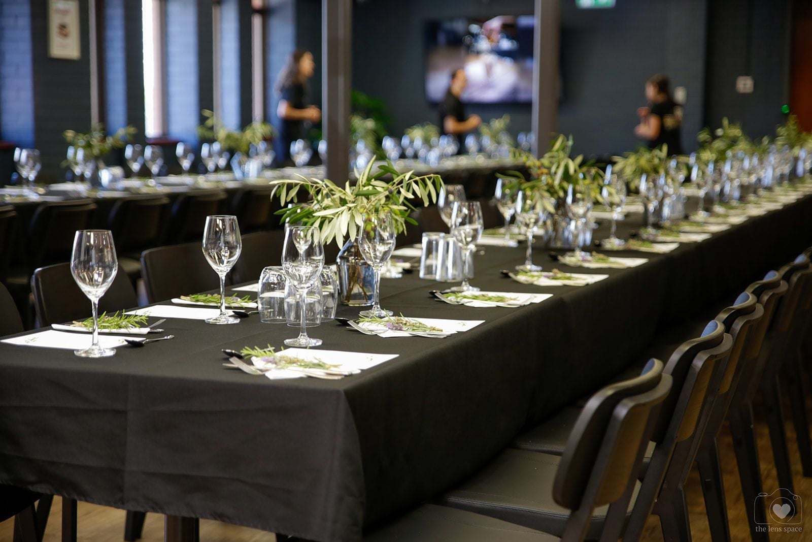 Cafe Holden Hill Image -689bef8338e88