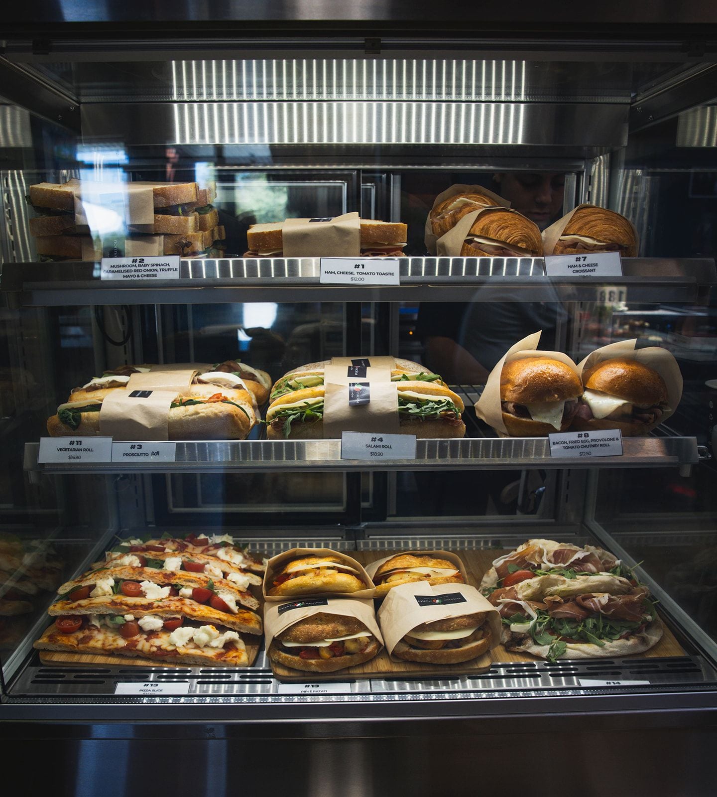 Cafe Holden Hill Image -689bf02530410