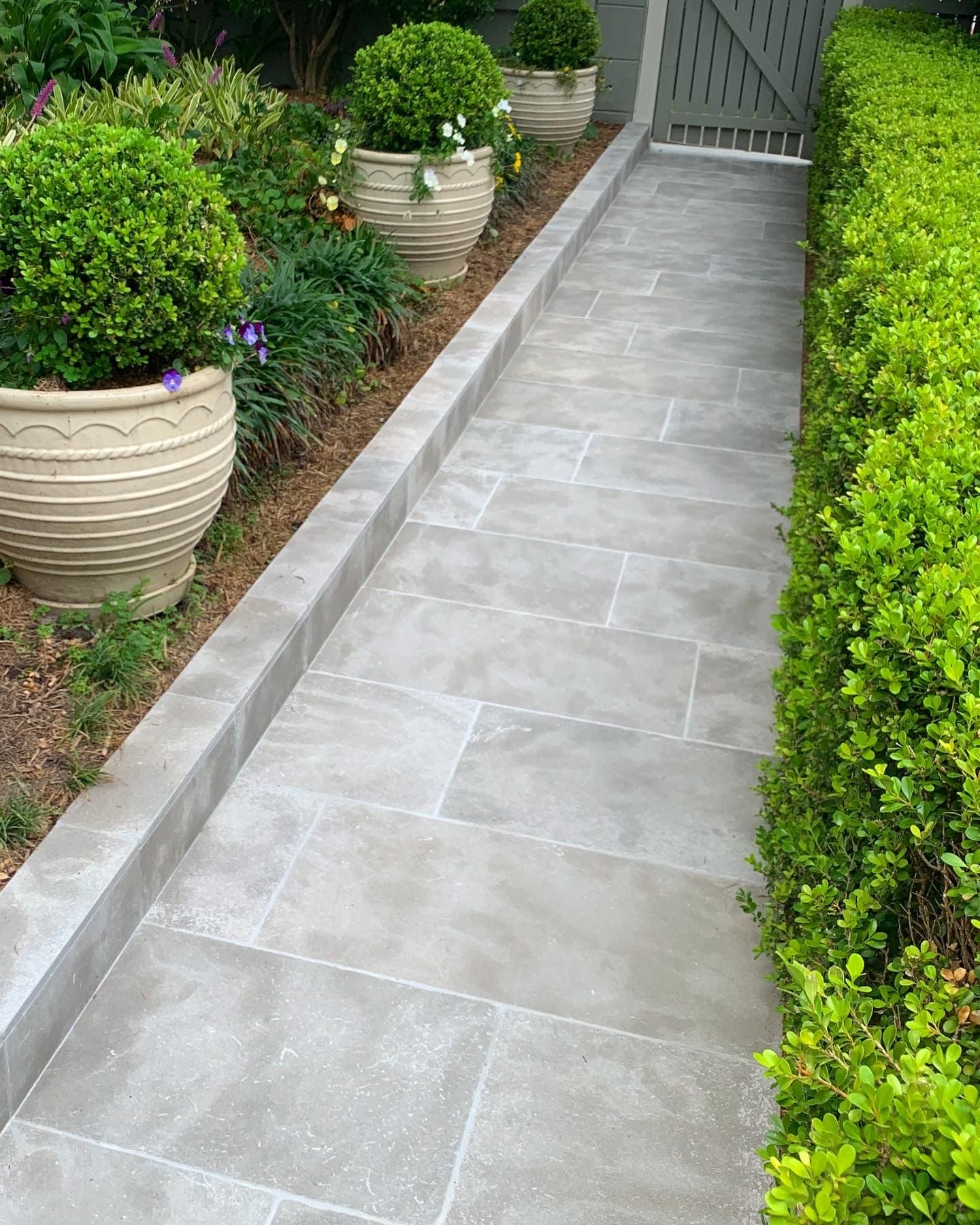 Large Paving Image -6a01663edd320
