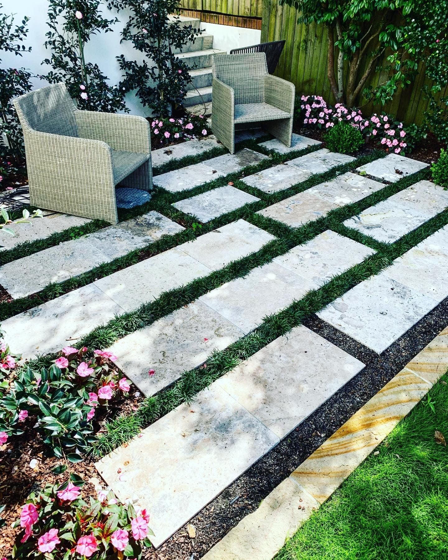 Large Paving Image -6a016644bcc0e