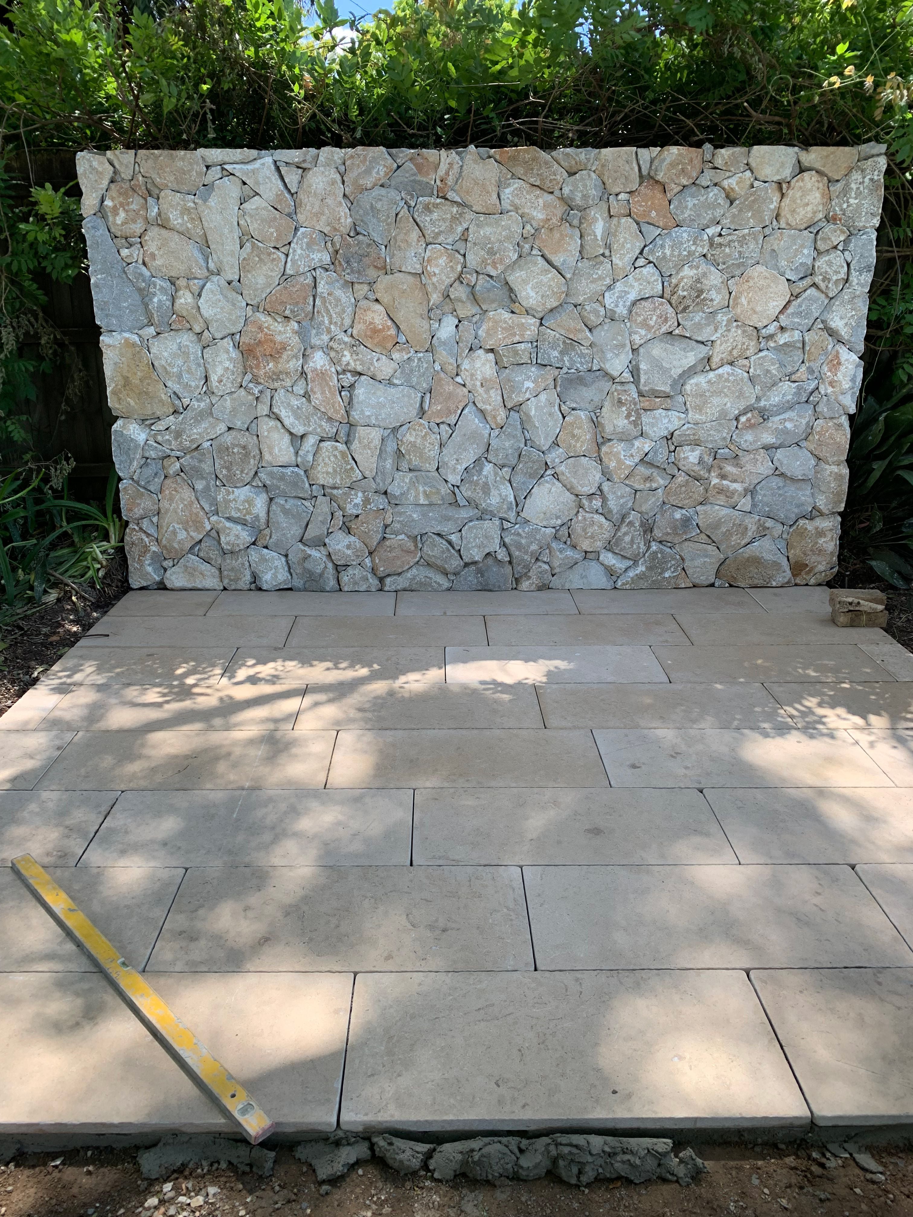 Stone Walls Image -6a0166c9ee342
