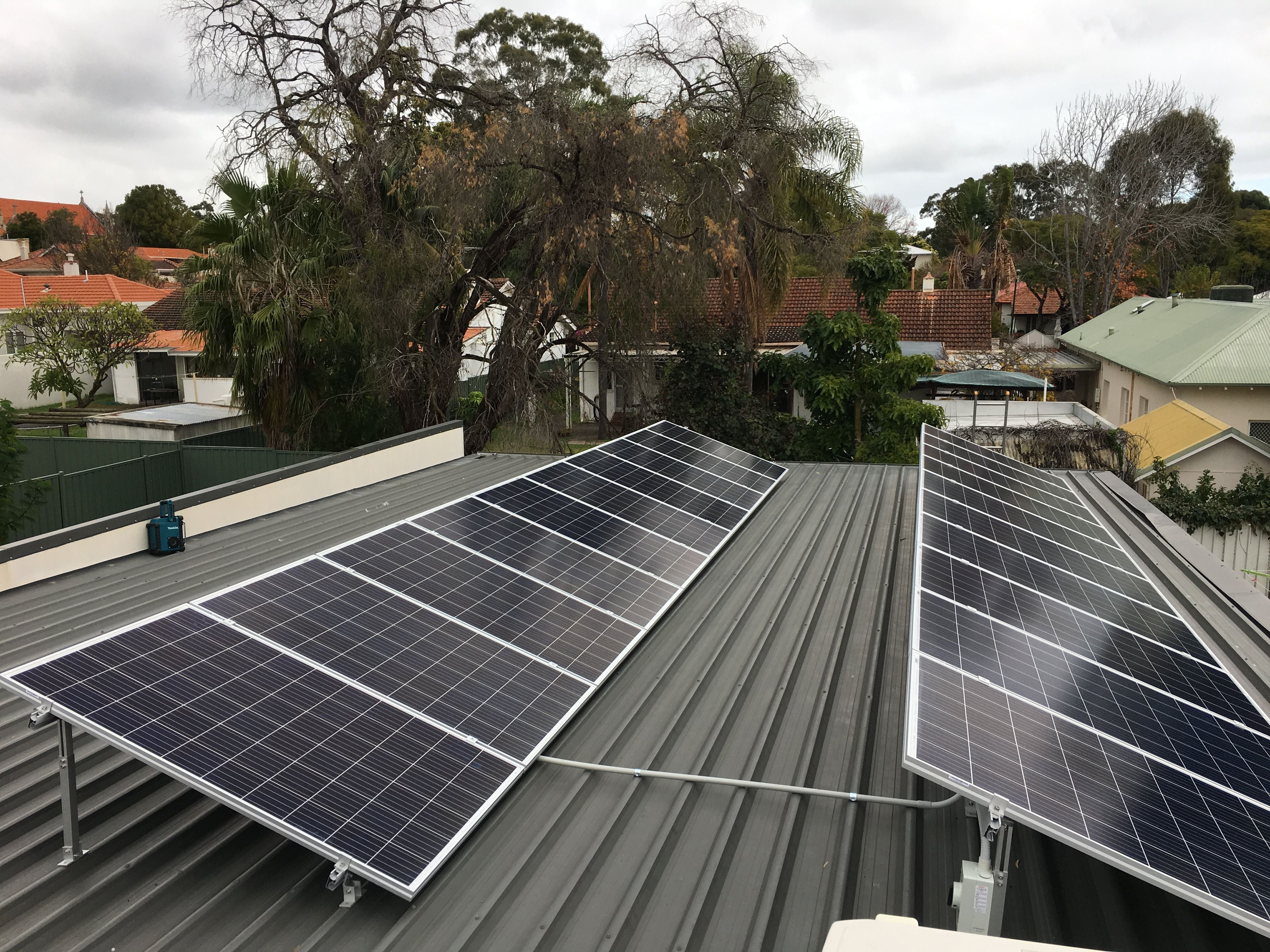 Solar Panels Image -5f02669ae1127