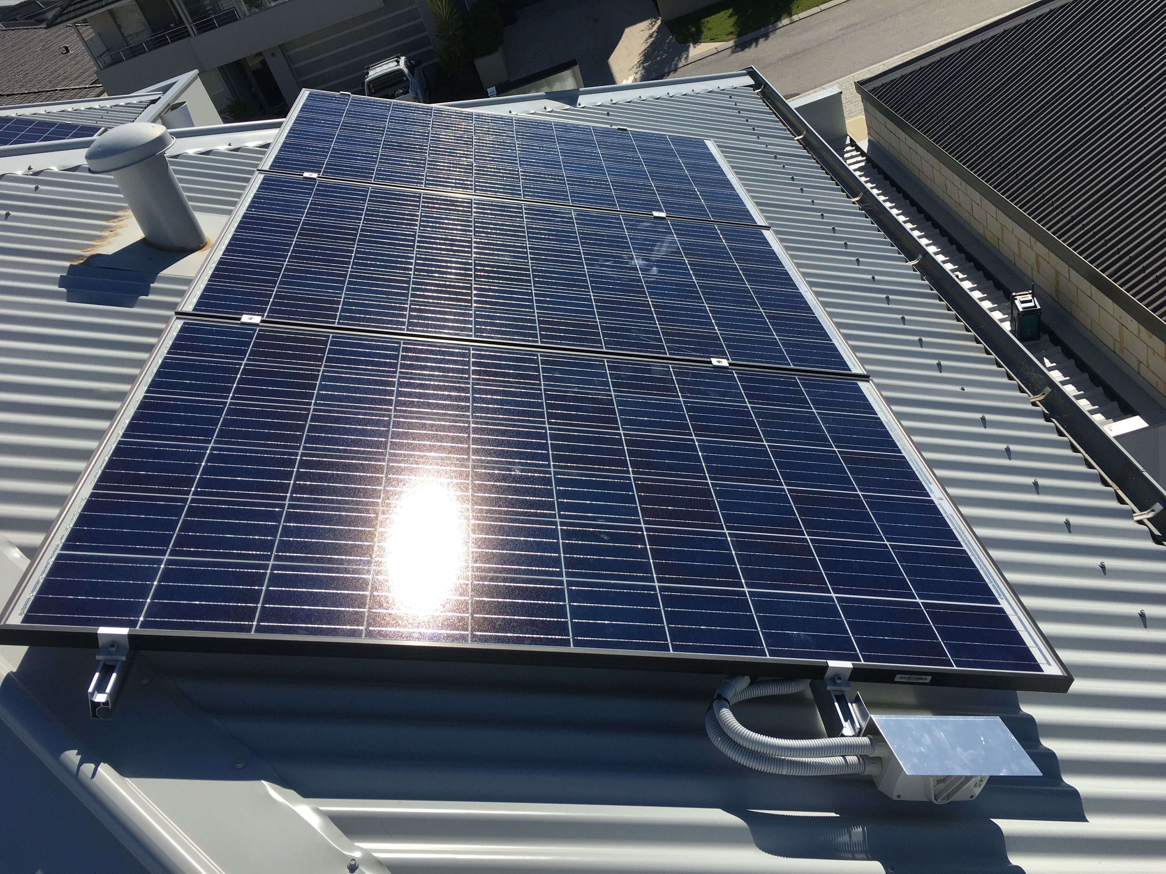 Solar Panels Image -5f0266aa8fb52