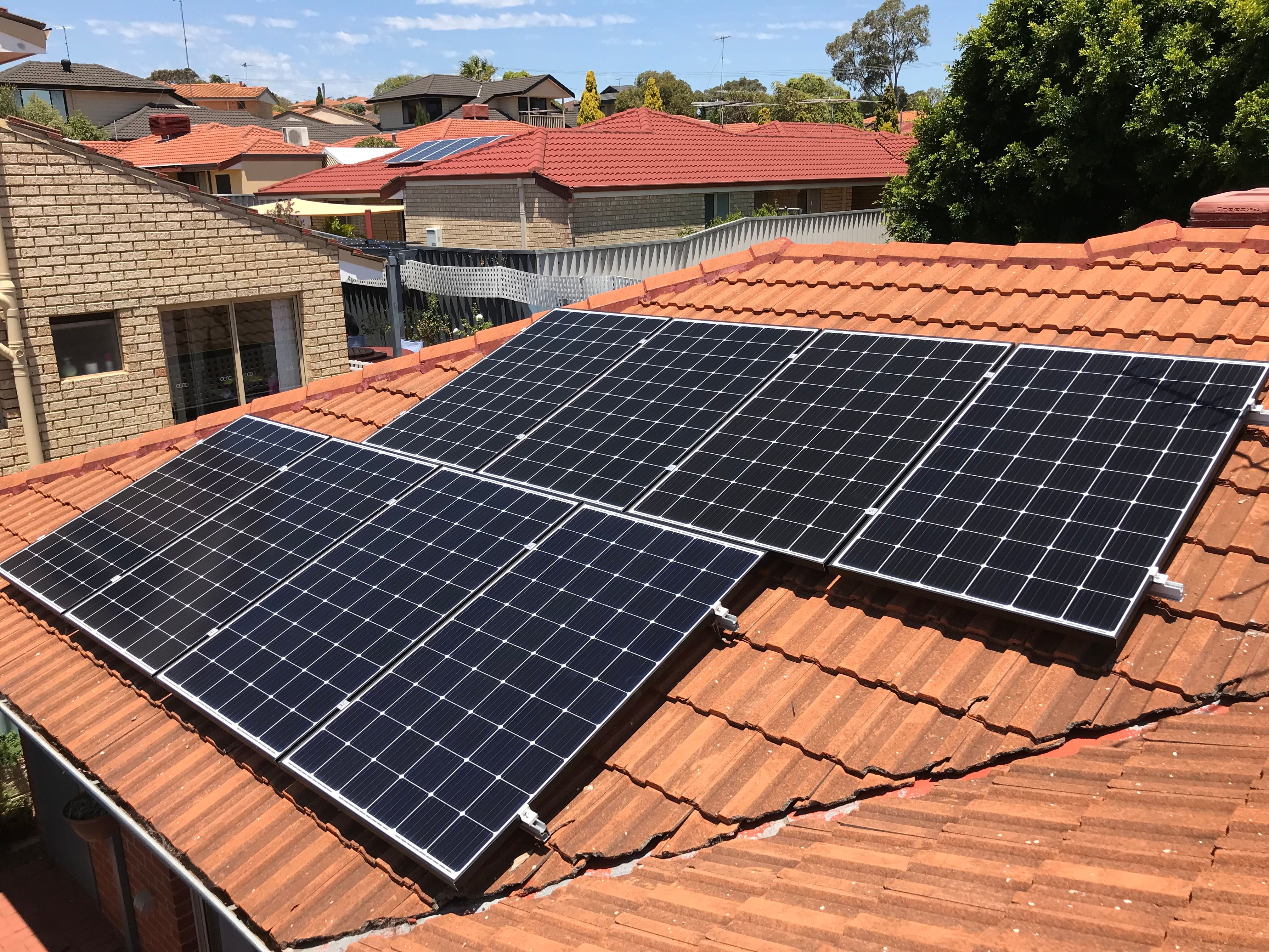 Solar Panels Image -5f0266e720014