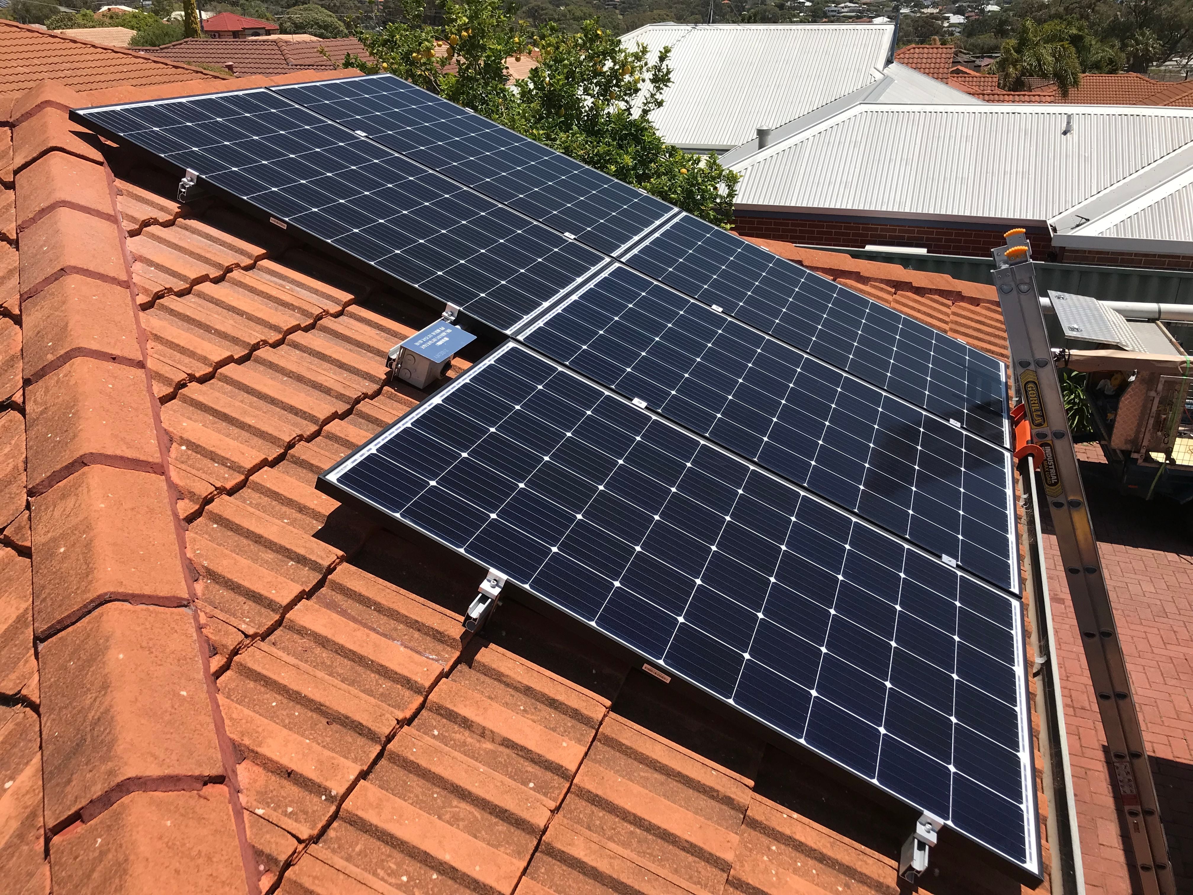 Solar Panels Image -5f0266e9d50fd